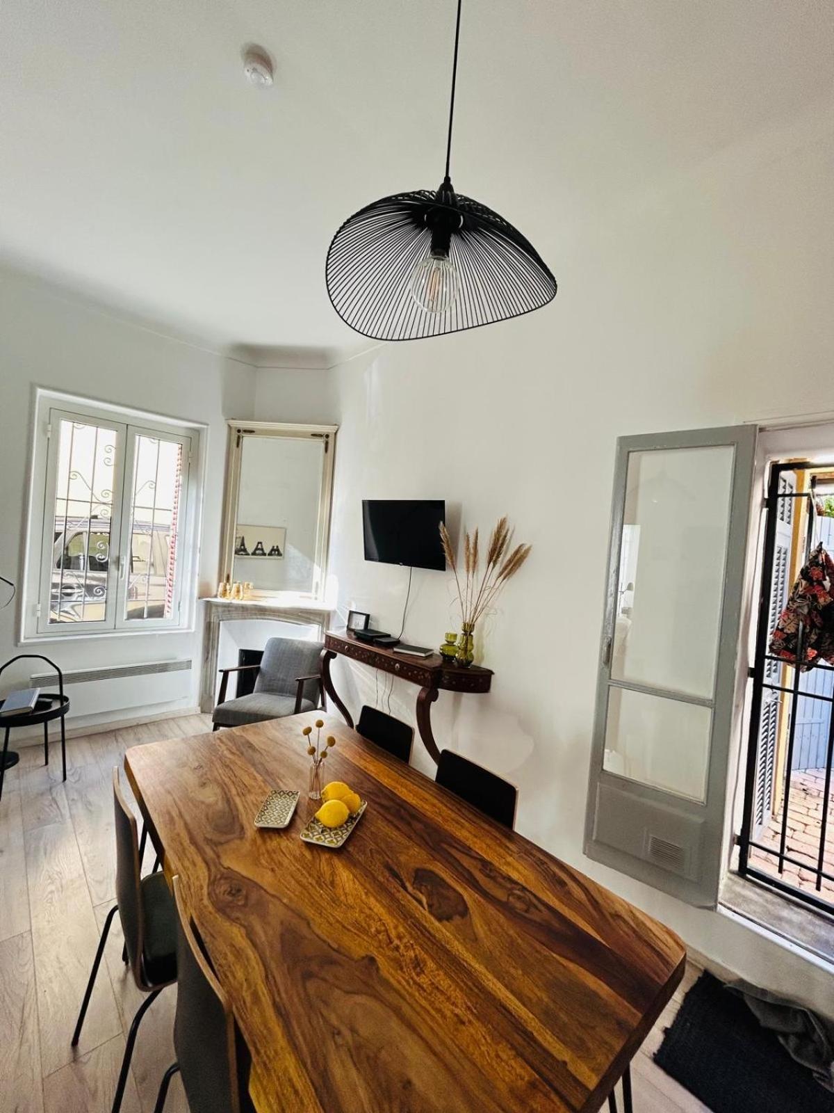 Charmante 3 Zimmer, Stadtwohnung Menton Kültér fotó