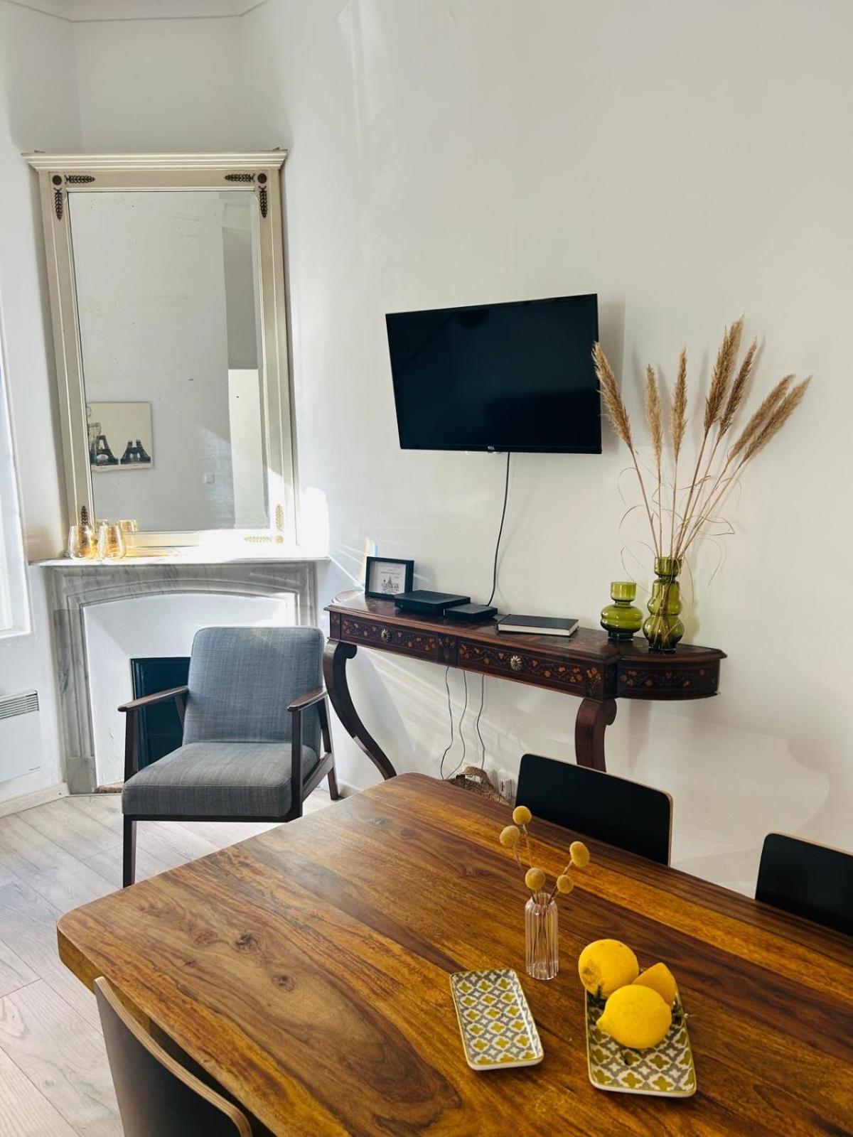 Charmante 3 Zimmer, Stadtwohnung Menton Kültér fotó